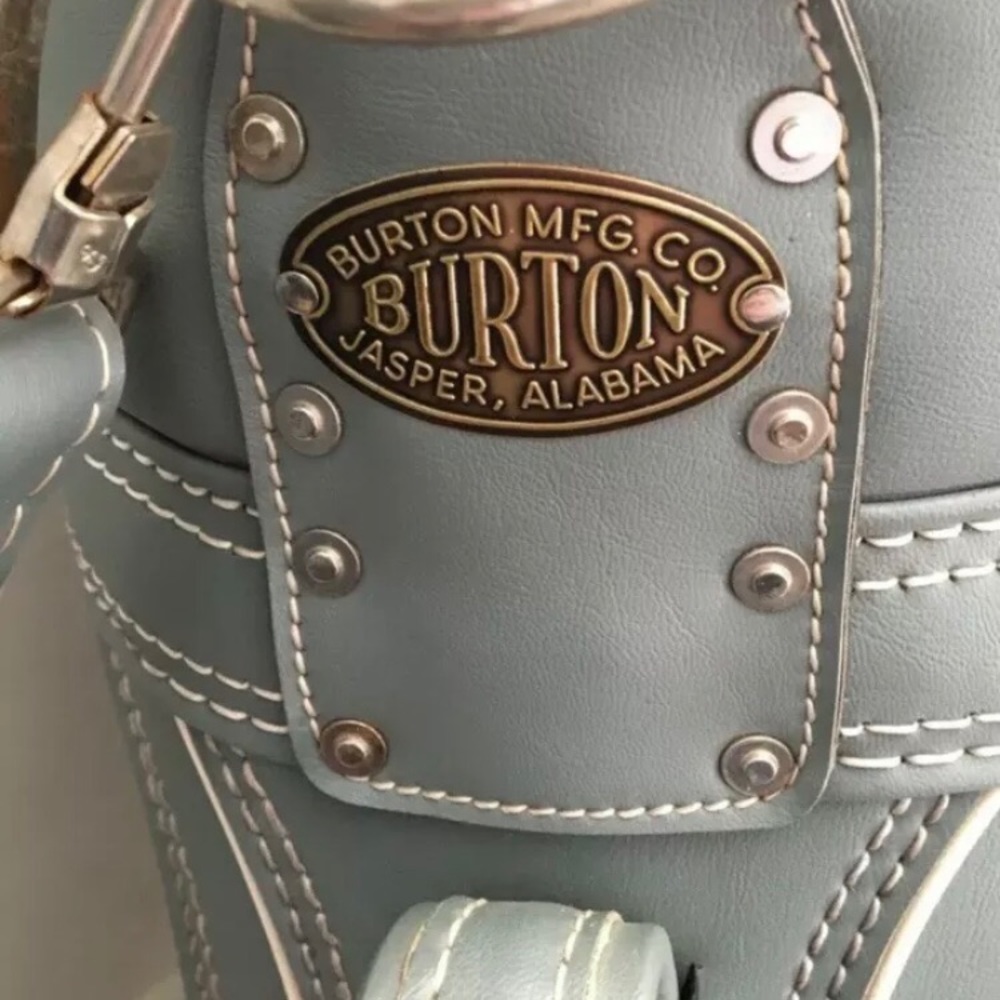 Women’s Burton golf bag